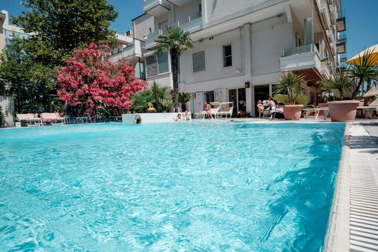 Si Rimini Hotel Exteriör bild