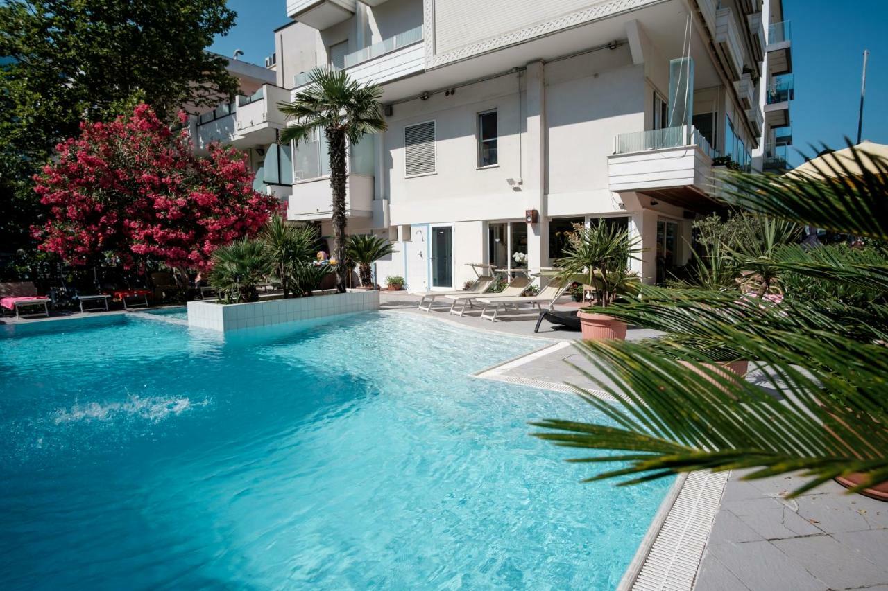 Si Rimini Hotel Exteriör bild